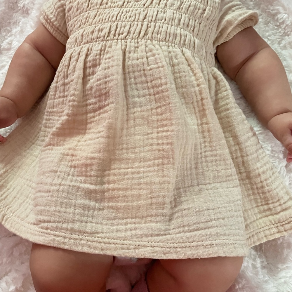 Cream Textured Gauzy Accessory